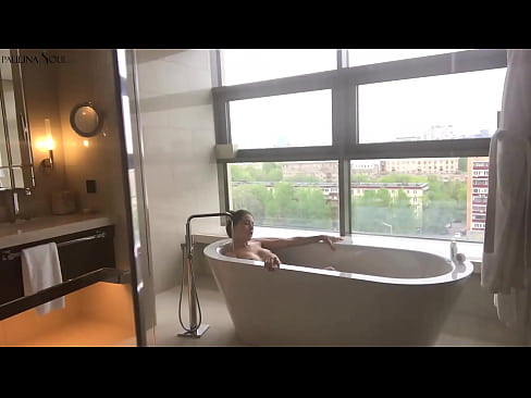 ❤️ Kæmpe babe ondt i sin fisse på badeværelset ❌ Porno at da.xxxtun.ru